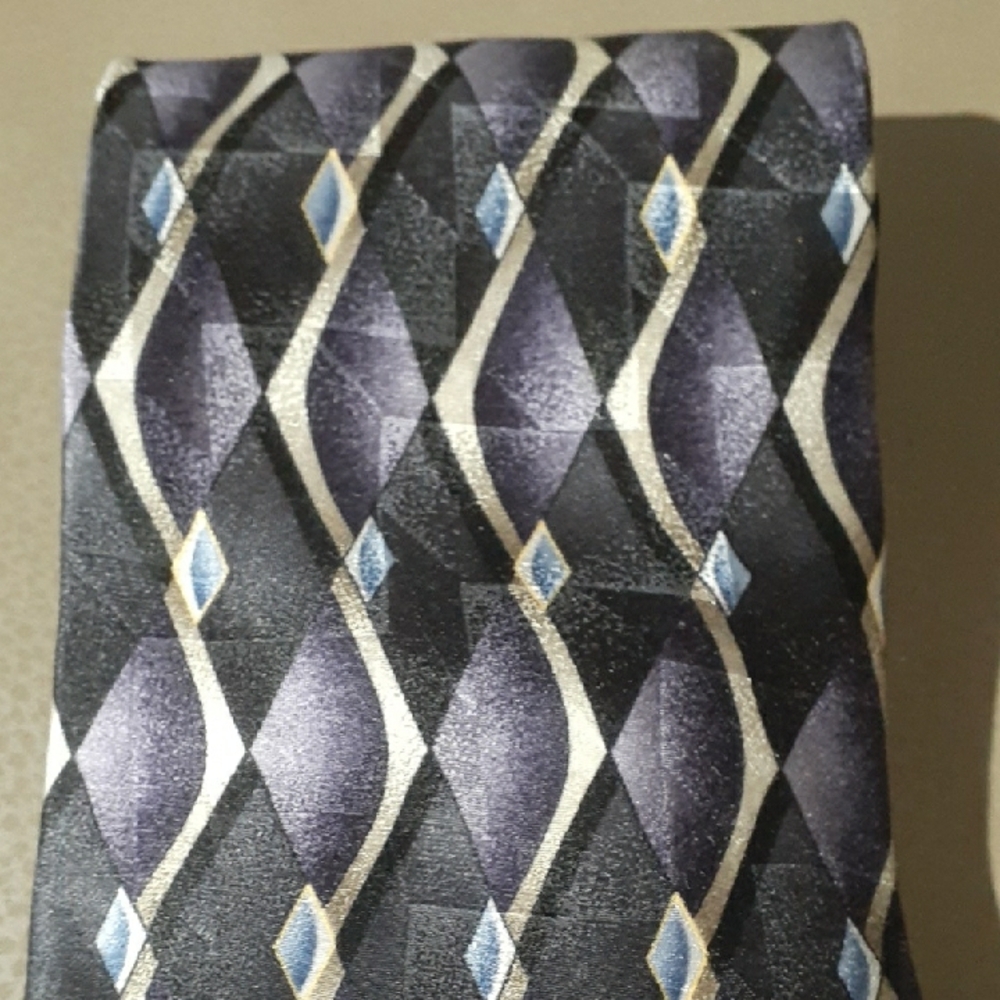 NWOT Taylor & Henry Elegant 100% Silk Black & Purple Men's Neck Tie
